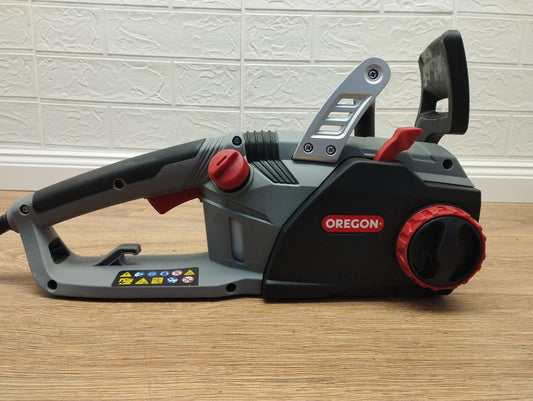 Oregon CS1500 Elektro-Kettensäge, 2400W, Geringer Rückschlag, Leise