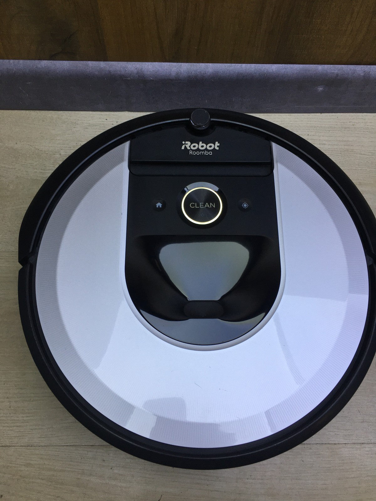 iRobot Roomba i7 (i7156) App-Controlled Robot Vacuum, I31117