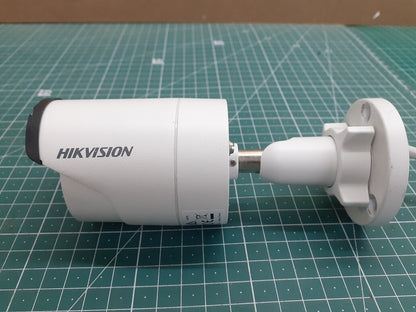 Hikvision Digital Technology DS-2CD2042WD-IP Überwachungskamera außen, V04678