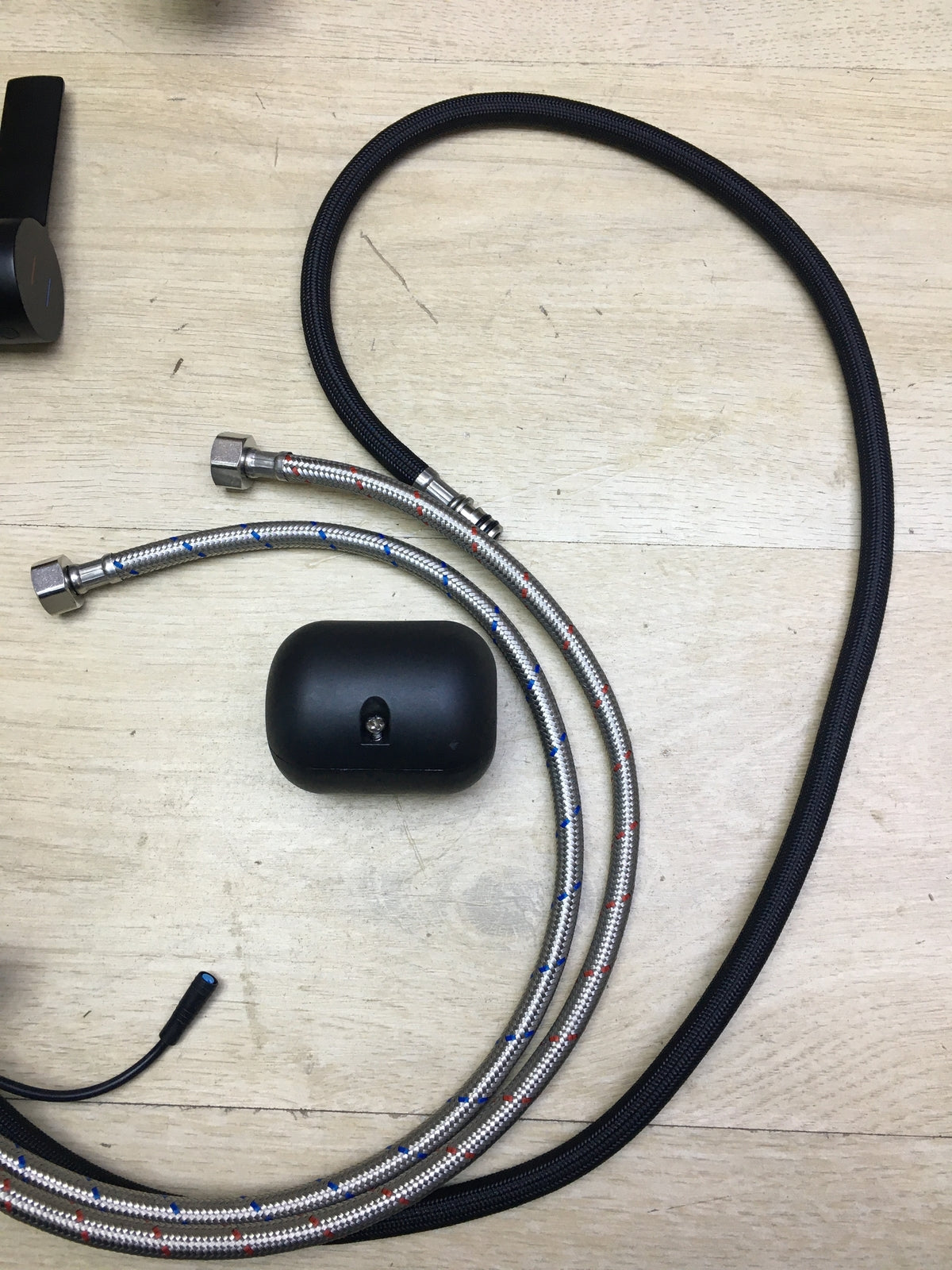 ESOP Küchenarmatur mit LED Temperaturanzeige, Wasserhahn, ausziehbar, I30729