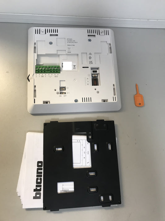 Bticino 344682 video door intercom, indoor unit, I32192