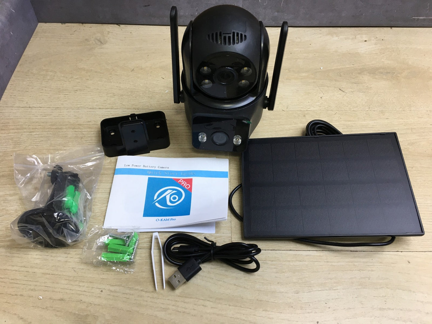 BEZOMIZ QW8 Überwachungskamera für den Außenbereich, I34233