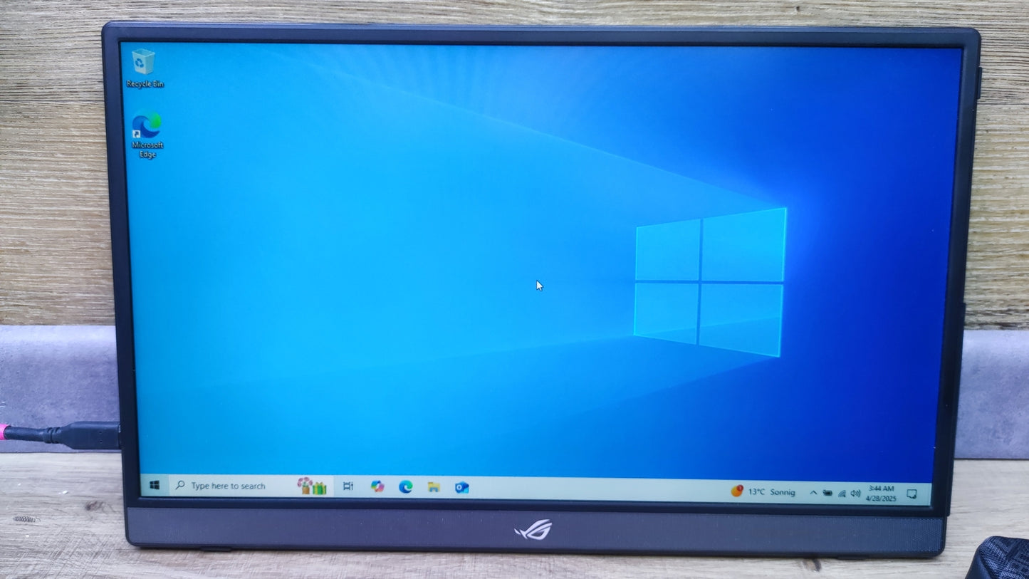 ASUS ROG Strix XG16AHP Portable Gaming Monitor 15.6" FHD 1920x1080 USB-C 144Hz