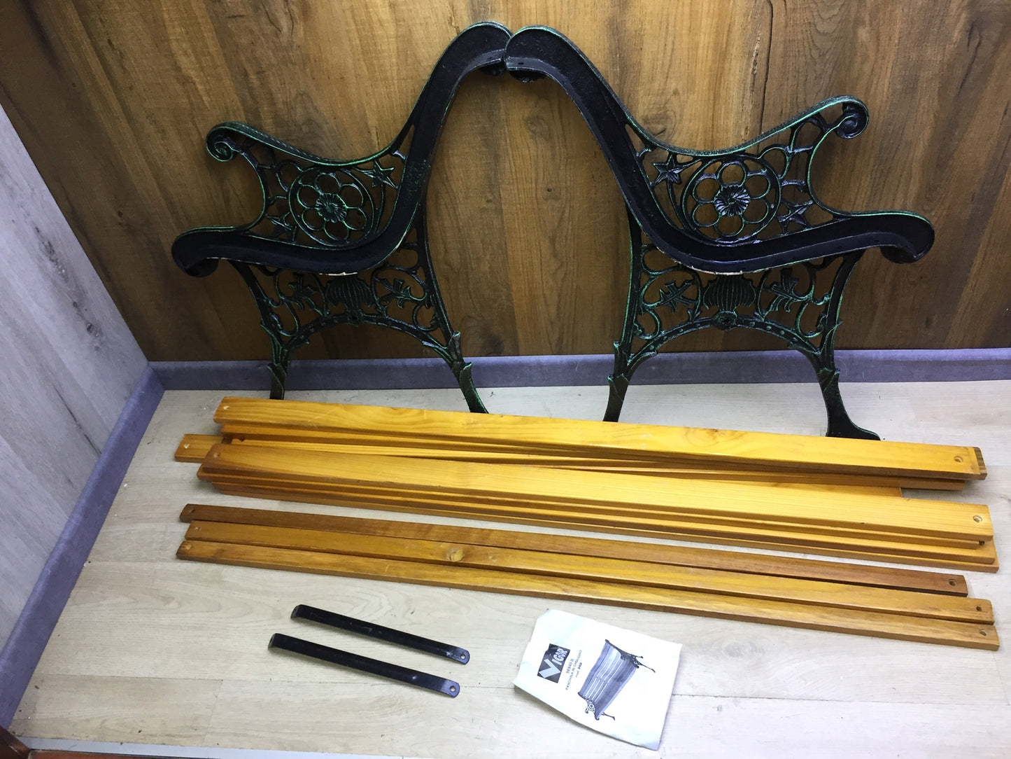 Vigor 9694030 Sitzbank, Gusseisen/Holz, I31790