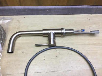 Villeroy &amp; Boch Steel Shower kitchen faucet, high pressure, kitchen faucet, I33007