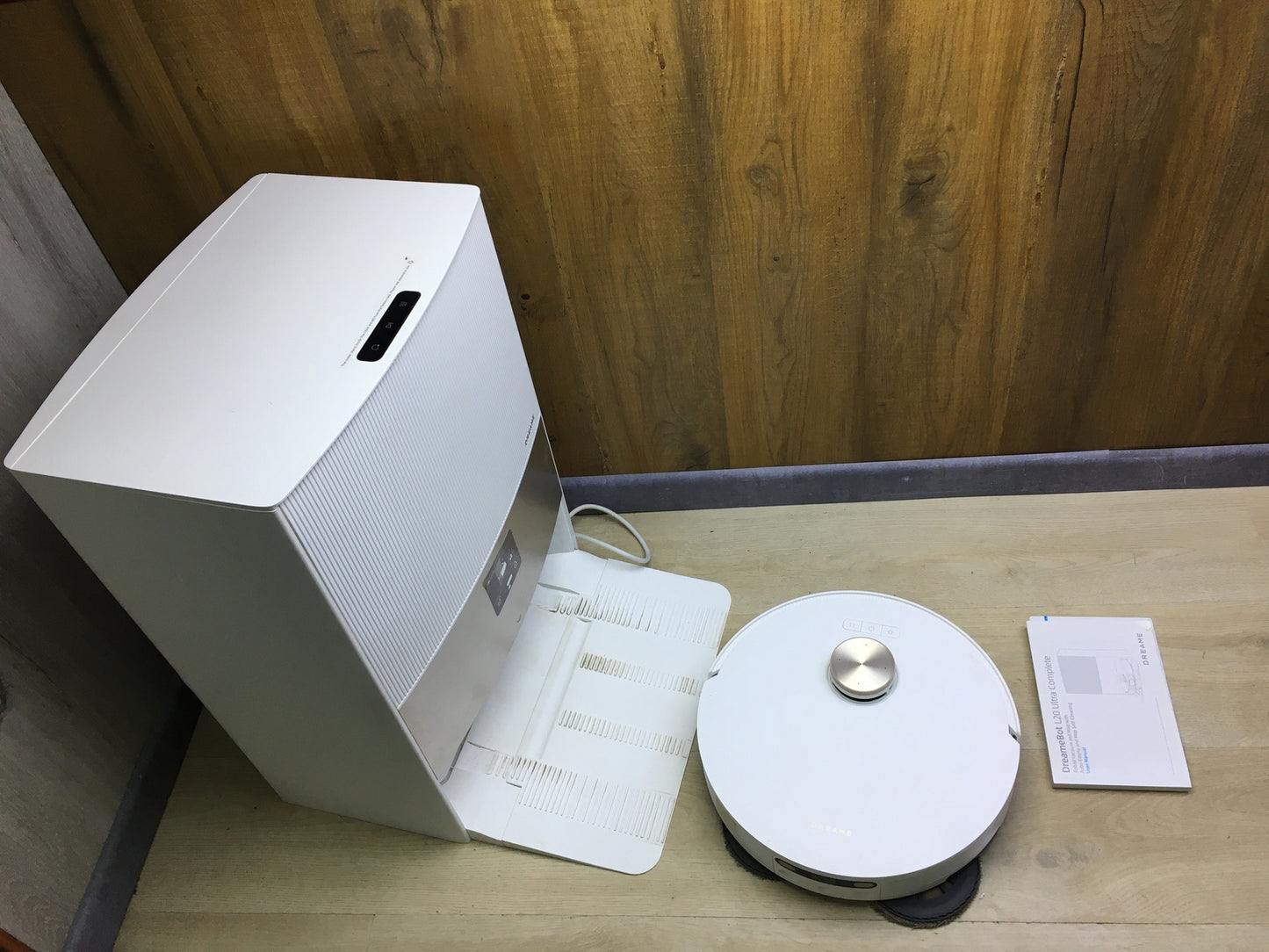 DREAME L20 Ultra Complete robot vacuum cleaner with mop function RLX41CE, I31095