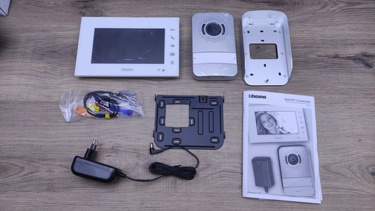 Bticino 310913 Easykit video intercom for 1 family, I32614 