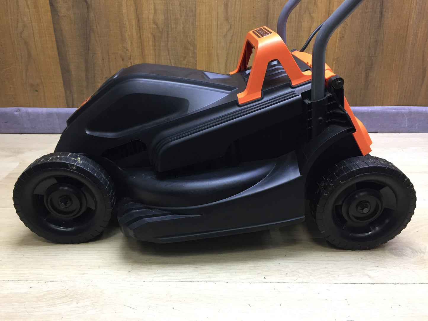 Black&Decker BEMW351 Elektro-Rasenmäher 1.0kW 32cm, I33719