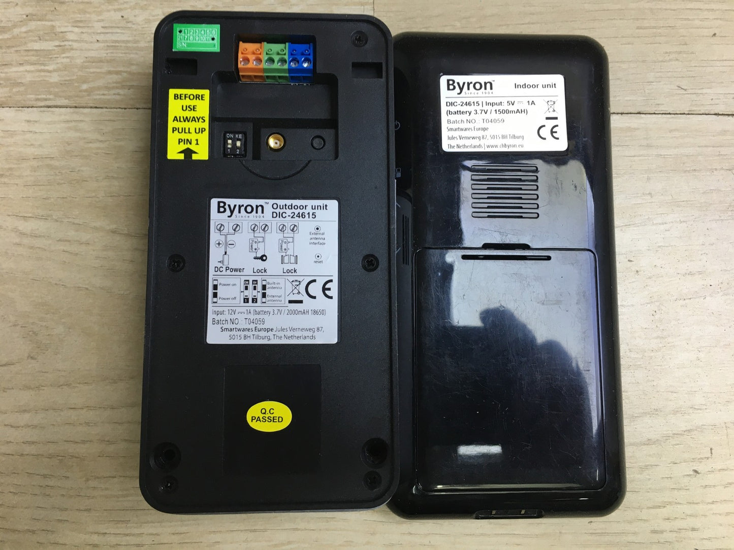 Byron DIC-24615 Kabellose Video-Türgegensprechanlage mit Monitor, I33189