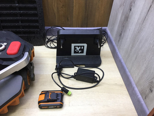 WORX Landroid Vision M600 robotic lawnmower WR206E.1 for gardens up to 600m², I33359