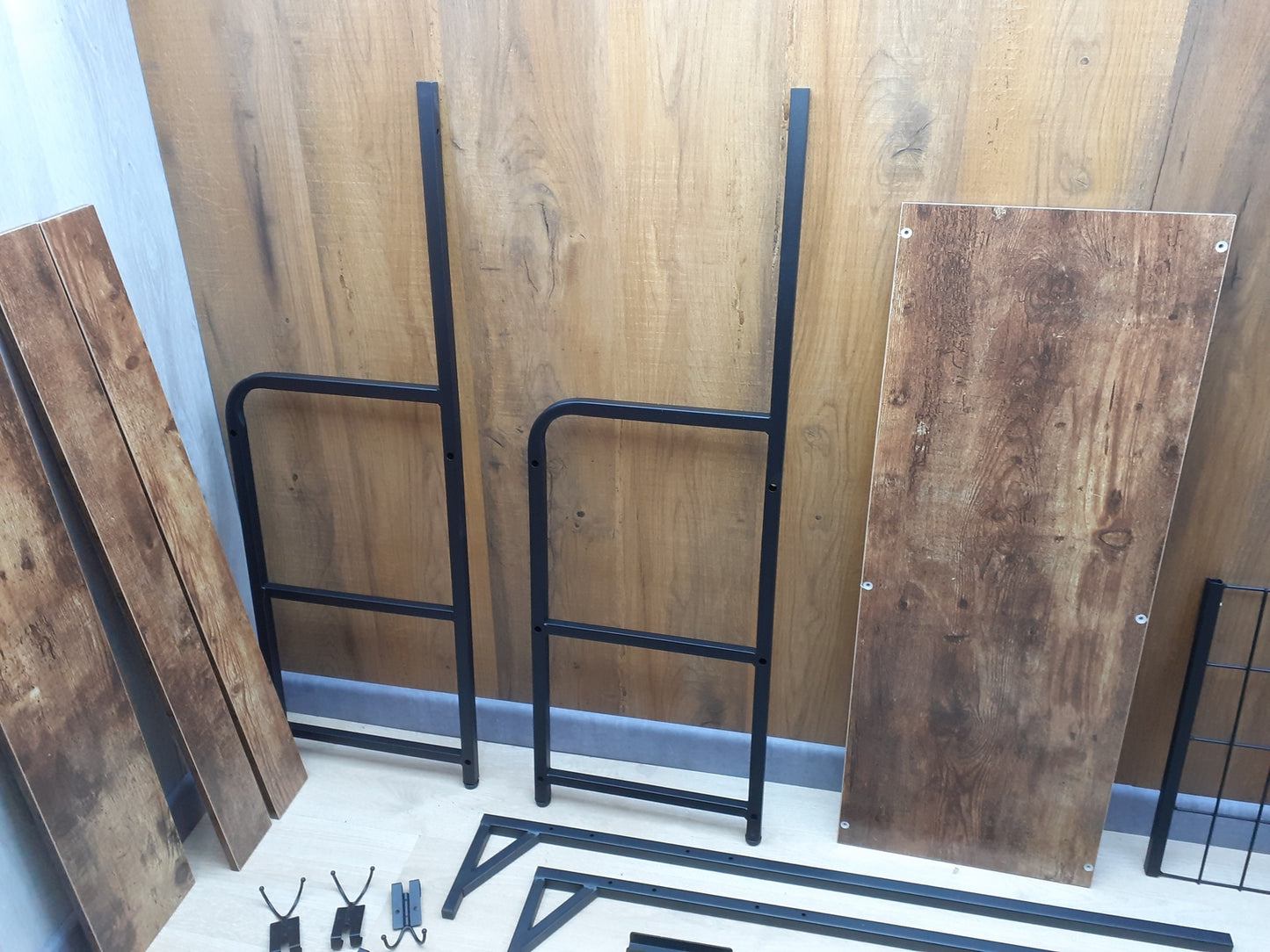 VOUNOT Garderobenständer, Kleiderständer, 3 Ebenen mit 9 Haken, I23712