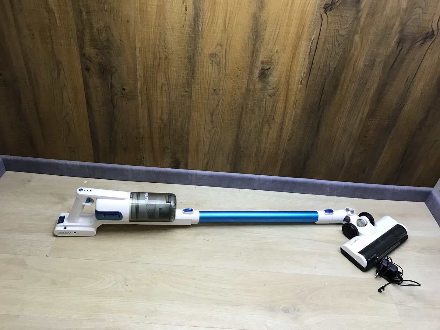 Eureka BR5 Akku-Staubsauger Kabellos 2 in 1, I29547