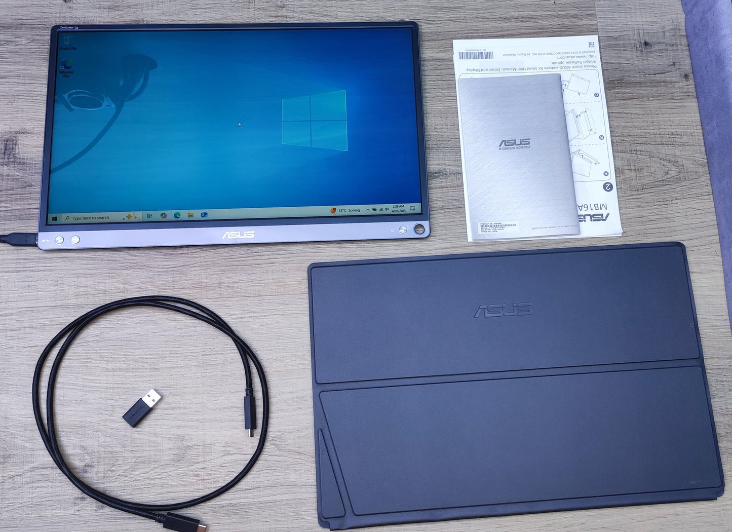 Asus Zenscreen Go MB16AP 15.6" portable monitor FHD 1920x1080 USB-C IPS panel 
