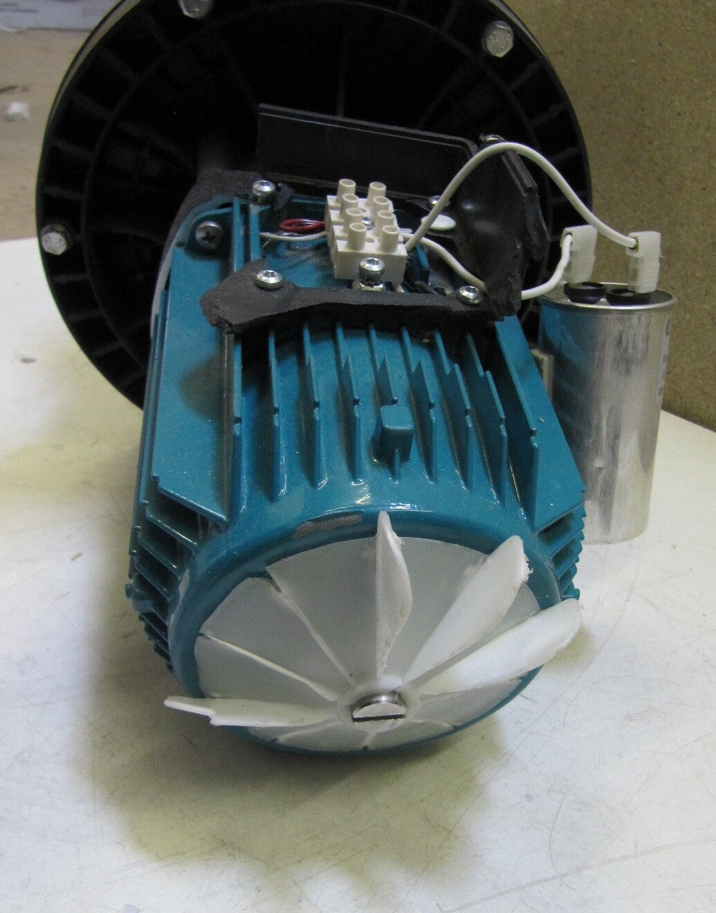 ESPA Silen S 150 22 M Filterpumpe für Schwimmbäder 1.6 kW DEFEKT, D42332