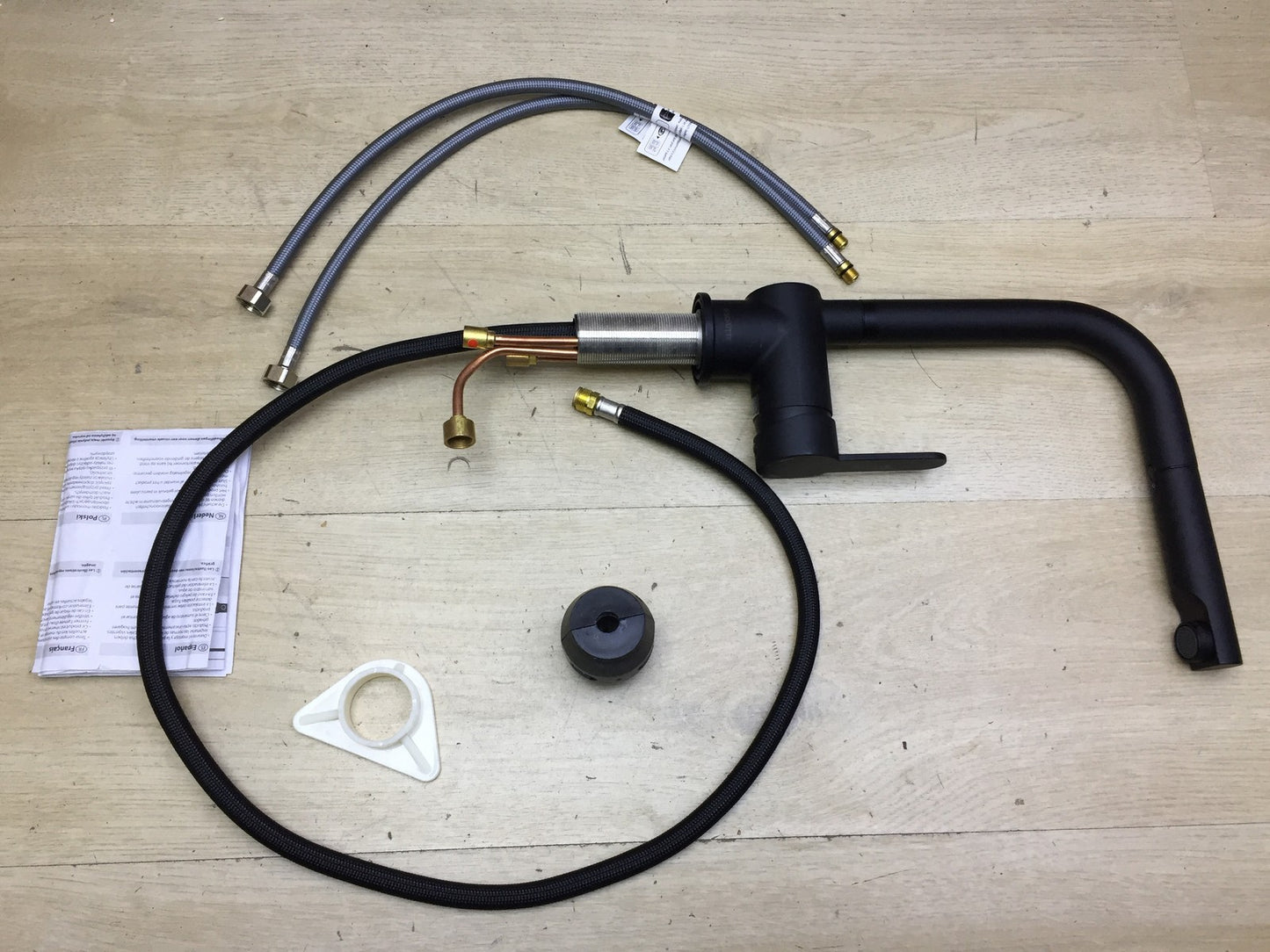 SCHÜTTE 79760 LONDON Küchenarmatur mit ausziehbarer Brause, Wasserhahn, I34170