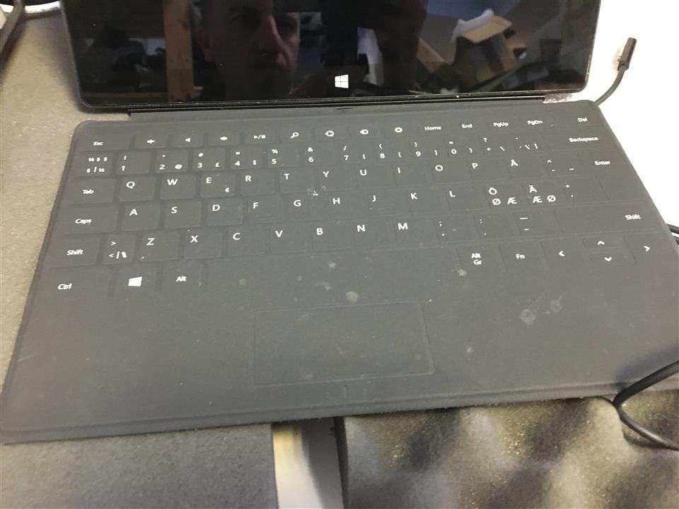 Microsoft Surface RT 32GB 1516 Windows Tablet 10,6" Touch WiFi