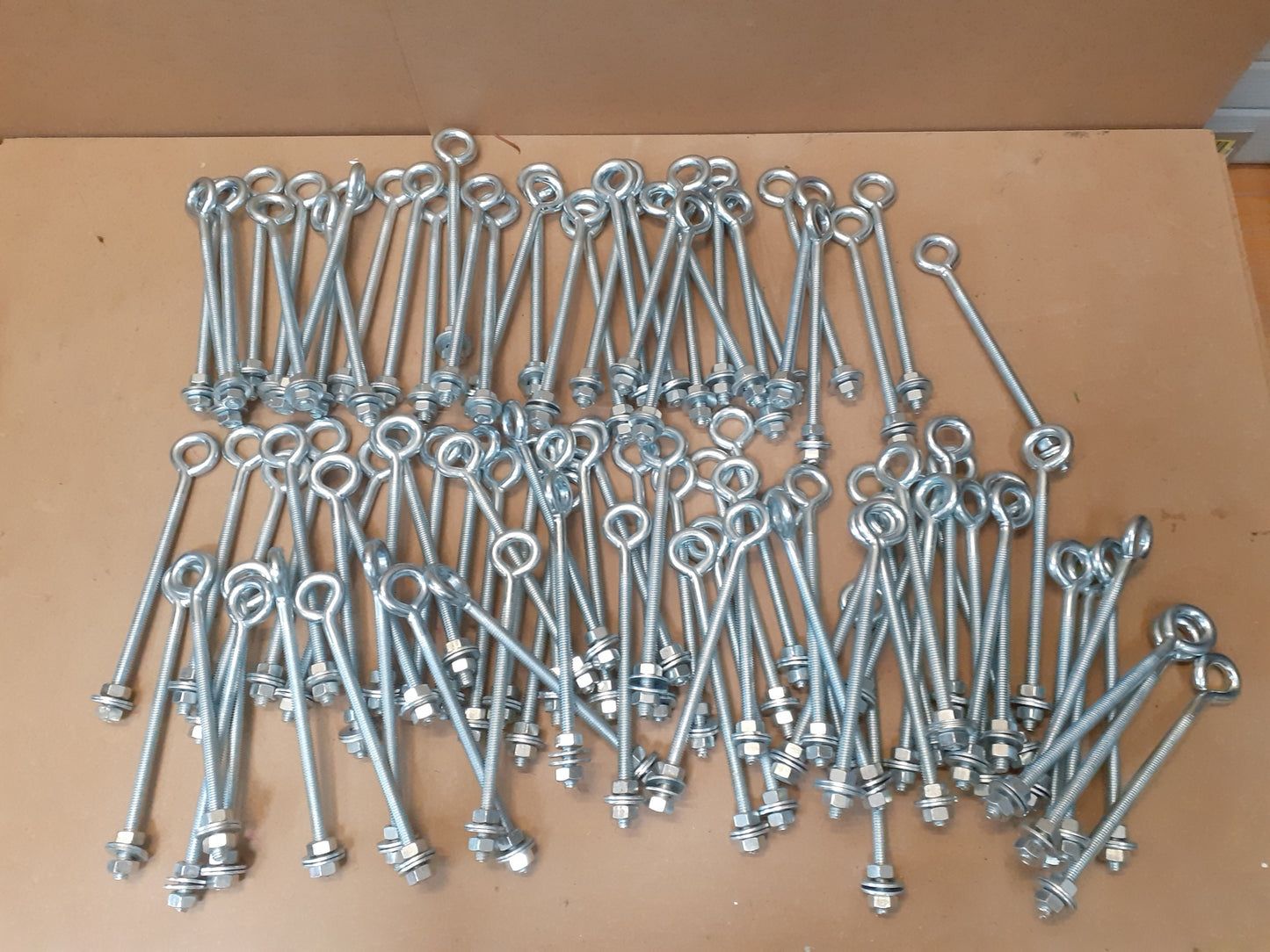 100 Stück Birkdale Ringschrauben 8 x 3/8" 200x9.5mm BZ I13094