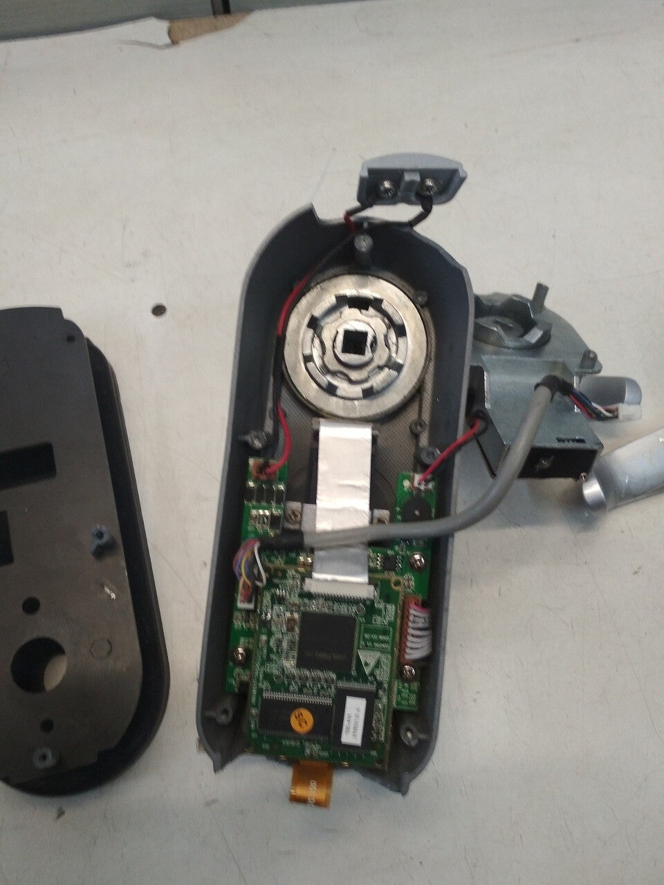 Schloss mit Fingerabdruckerkennung L7000-U DEFEKT!! Rechnung Y06619