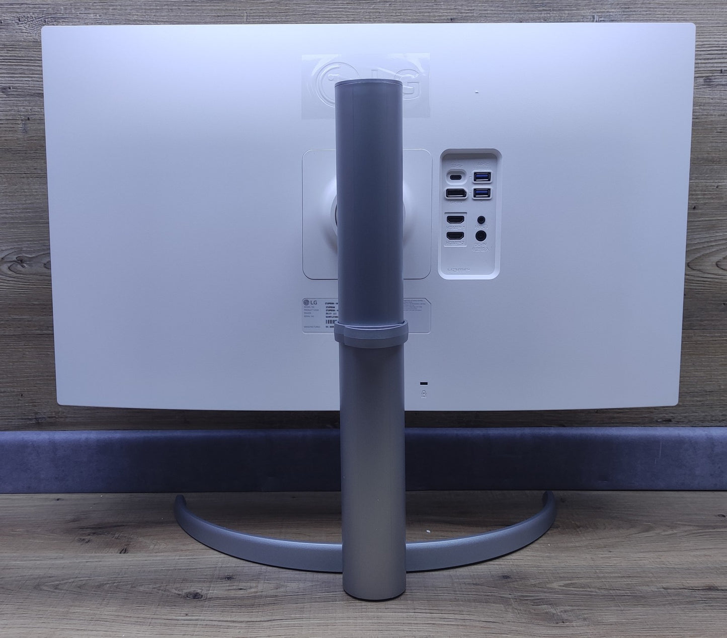 LG 27UP850K-W 4K Monitor 27" UHD 3840x2160 IPS HDR DP HDMI USB-C AMD FreeSync