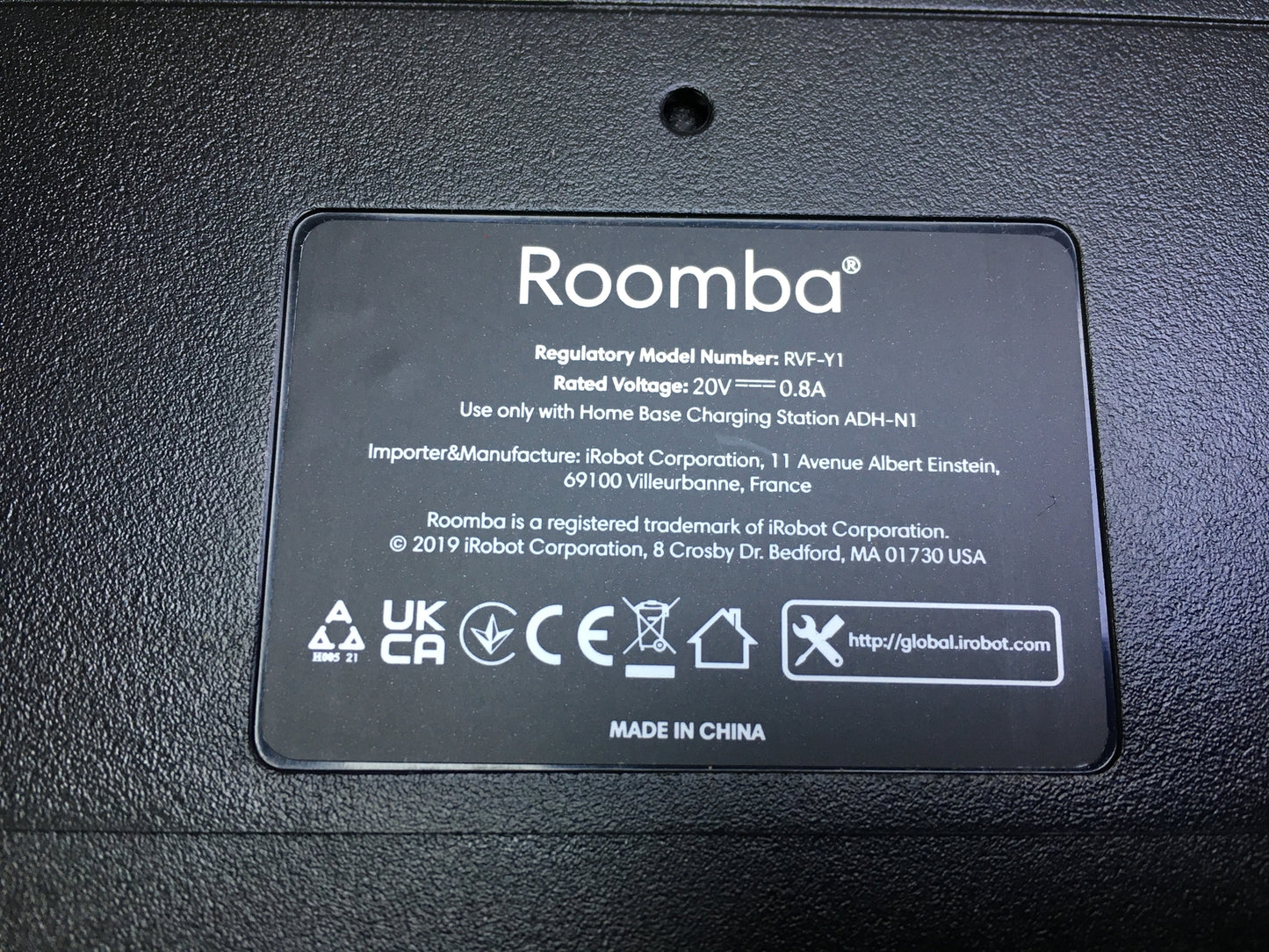 iRobot Roomba Combo Vacuum Robot with Mop Function RVF-Y1, I31119