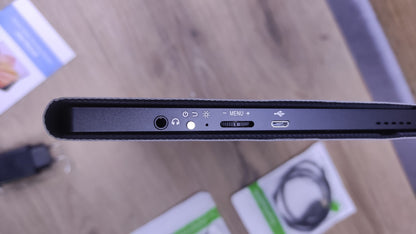 Uperfect Tragbarer Monitor 22" QHD 2560x1600 IPS Mini-HDMI USB-C 120Hz VESA