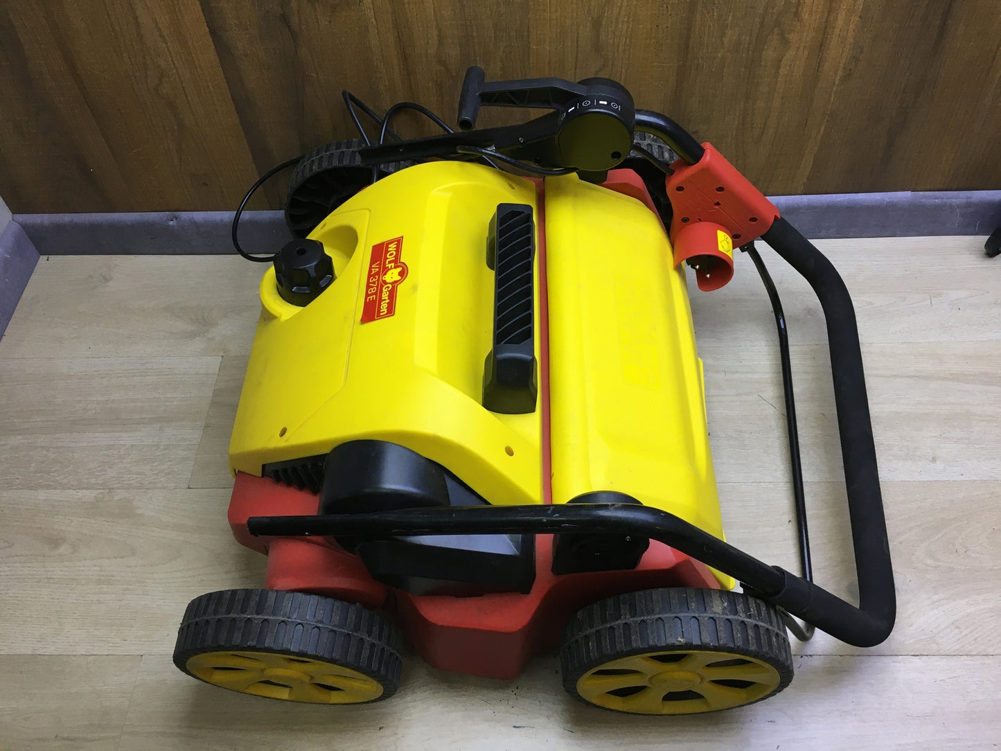 WOLF-Garten VA 378 E Elektro-Vertikutierer 16CFFHPA650, I30920