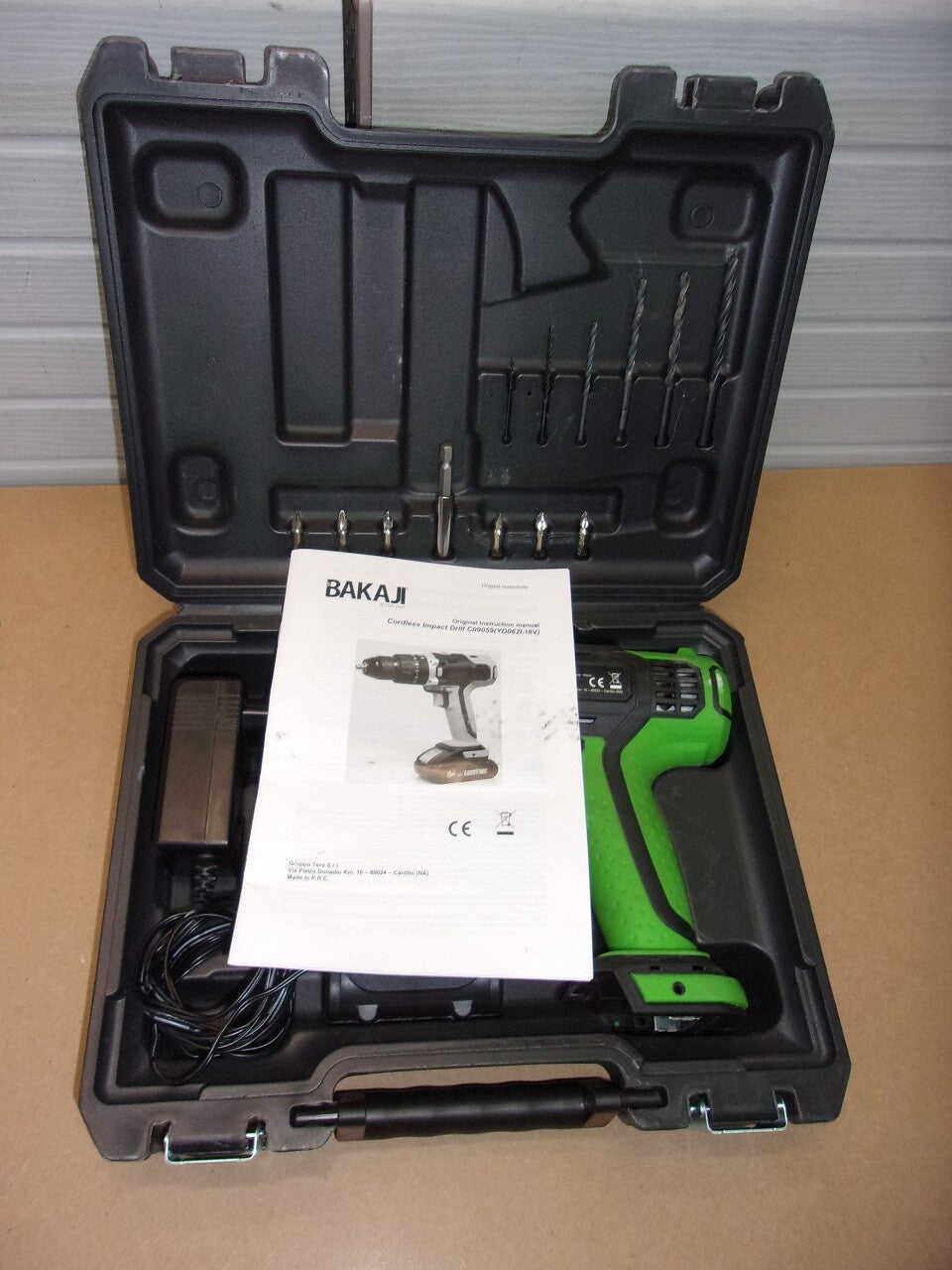 Bakaji Elektro-Bohrschrauber mit Schlagbohrmaschine, 18 V, 1,5 Ah, Y09852