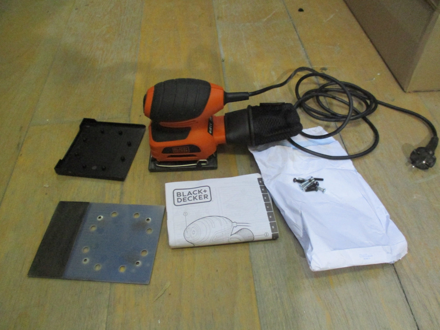 Black & Decker ka401la-qs – Schwingschleifer 170 W, Y00479