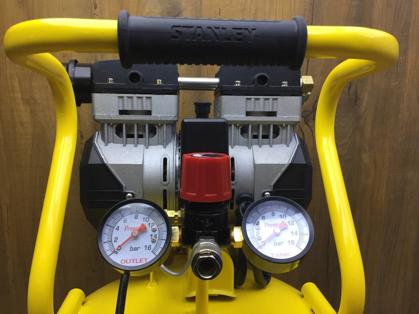 Stanley SXCMS1350VE Siltek Silent Air Elektro-Kompressor 50l 955W, I34175