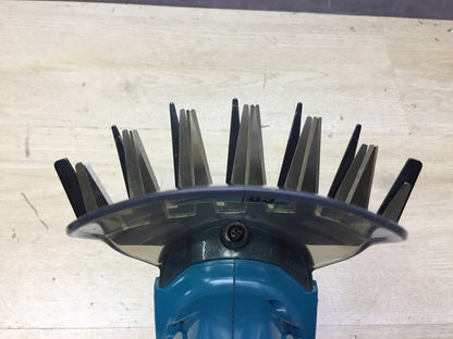 Makita UM600D Akku-Gras-Strauchschere 12V, 2 Akkus, I34221