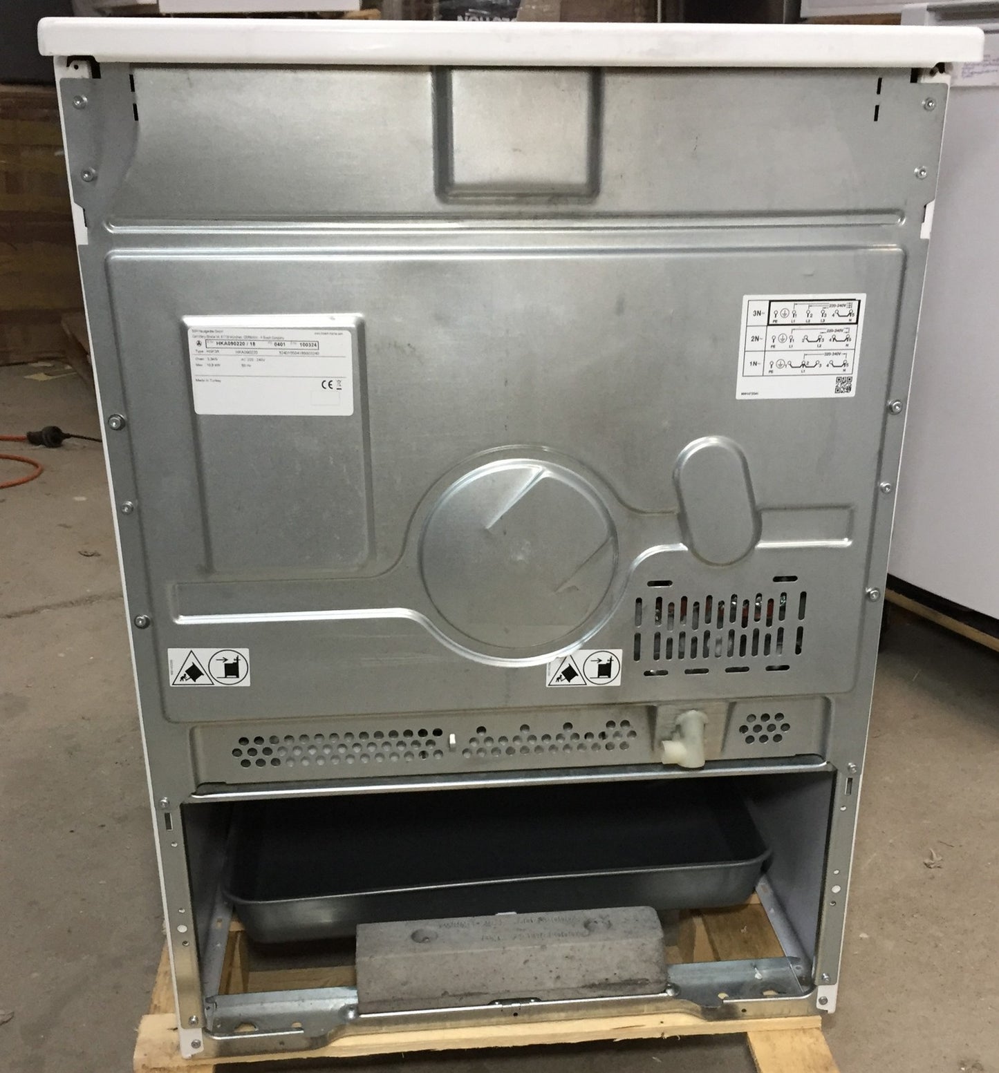 Bosch HKA 090220 freistehender Elektroherd 60cm Glaskeramik weiß EEK: A I34416