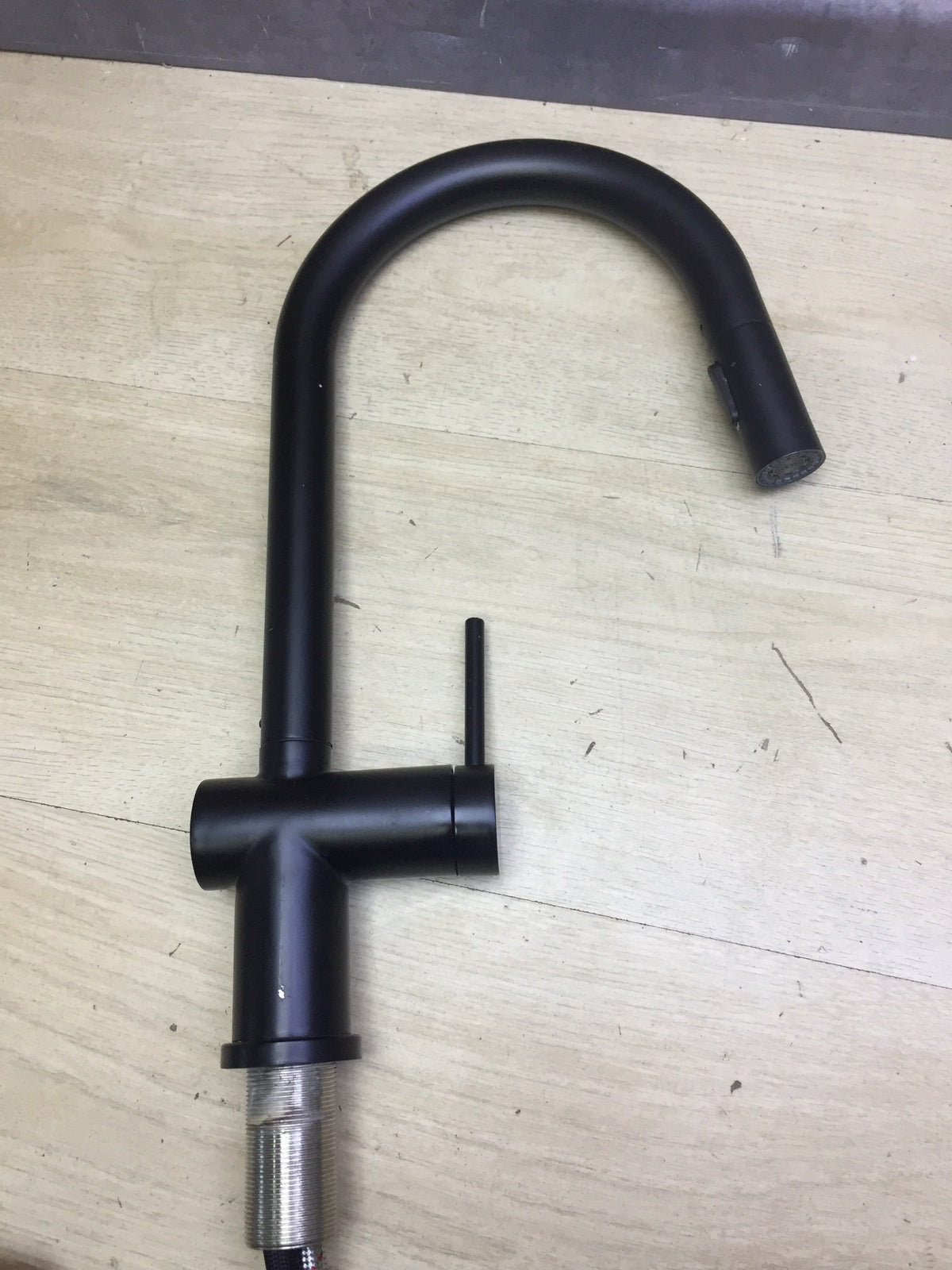 Rainsworth Hochdruck-Küchenarmatur mit Brause Ausziehbar, Wasserhahn, I32208