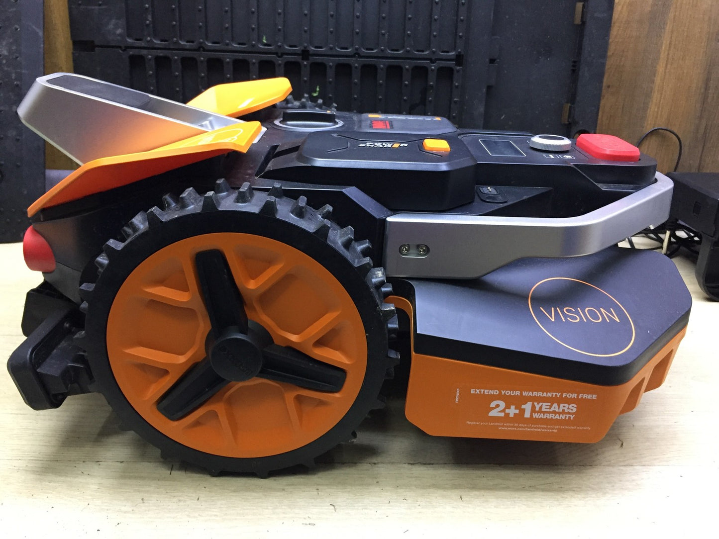 WORX Landroid Vision M550 Mähroboter WR205E für Gärten bis 550m², I33988