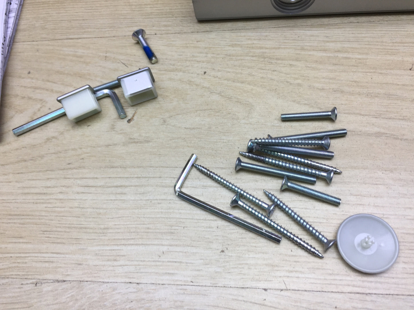 Bricard 6451257 Türschließer mit Zahnriemen, exzentriert, I24528