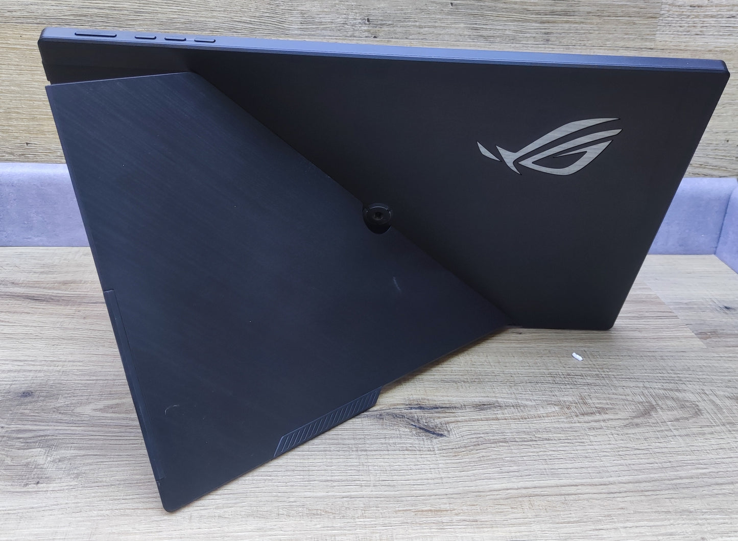 ASUS ROG Strix XG16AHP Portable Gaming Monitor 15.6" FHD 1920x1080 USB-C 144Hz