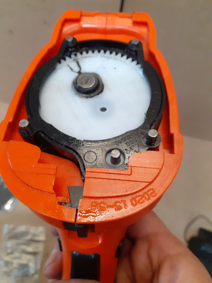 Black&Decker GSL700-QW Akku- Grasschere, I10458