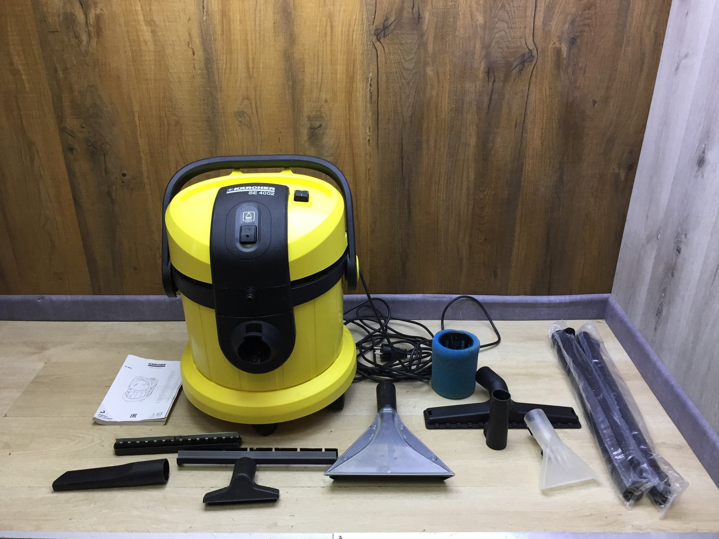 Kärcher SE 4002 Elektro-Waschsauger (1.081-140.0), I33676