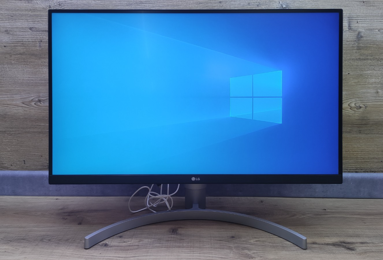 LG 27UL650-W 4K Monitor 27" UHD 3840x2160 HDR10 HDMI DP IPS AMD FreeSync white 