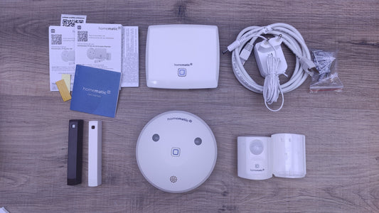 Homematic IP HmIP-SK7 Smart Home Starter Set Alarm 153348A0, I32676