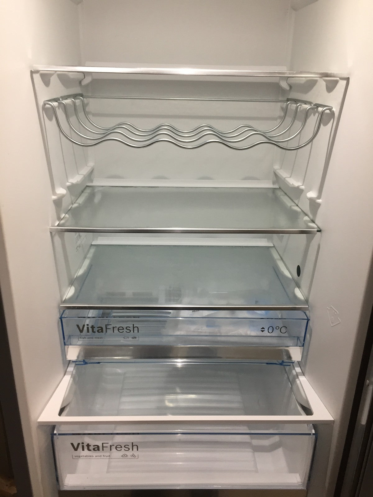 Bosch Serie 6 KGE398IBP Kühlschrank Gefrier-Kombination 343 L LowFrost VitaFresh