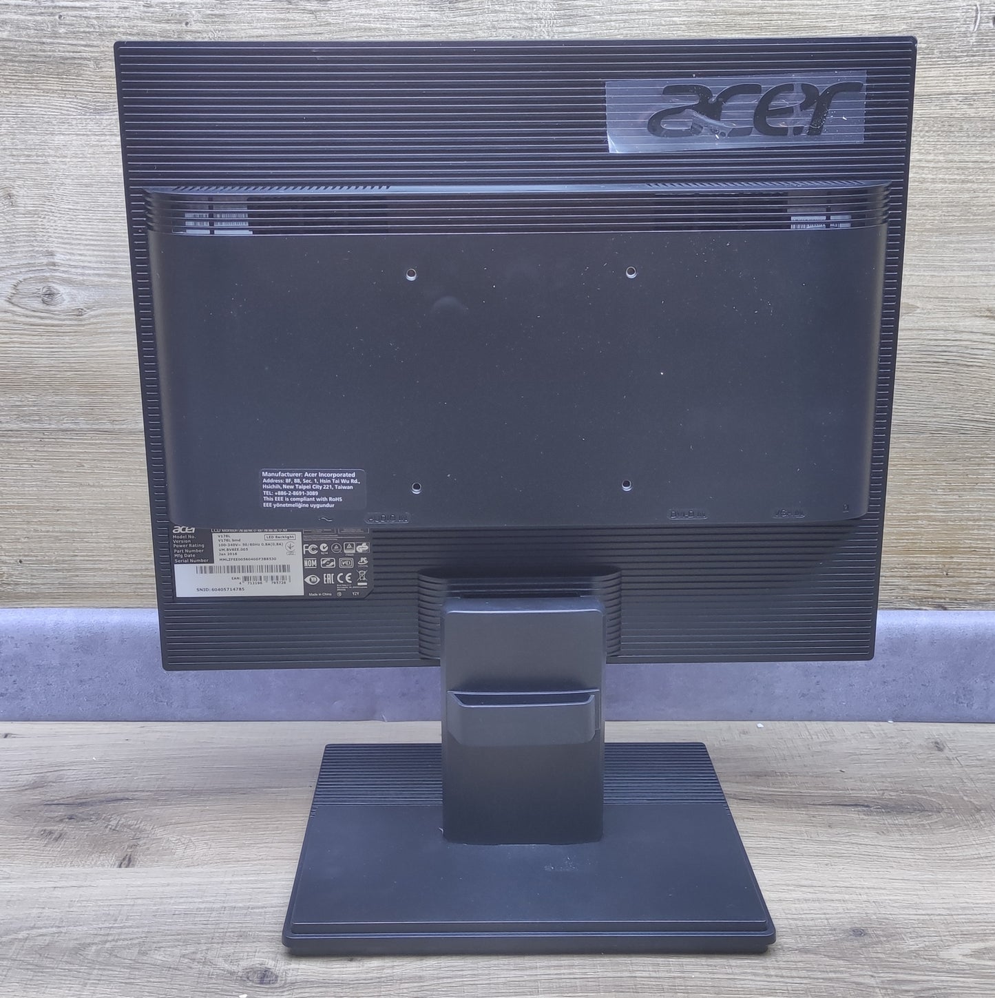 Acer V176Lbmd Monitor 17" SXGA 1280x1024 TN Panel VGA DVI 75Hz 5ms Speakers 