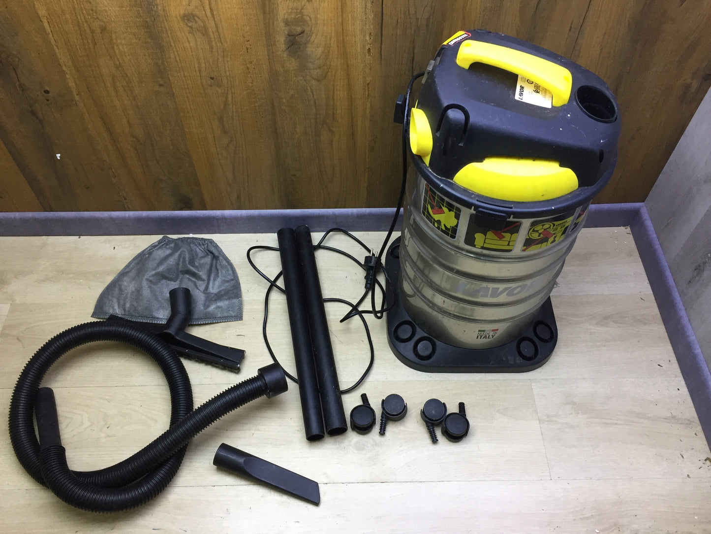 LAVOR Nass- und Trockensauger VAC 30 S, 30 L, I30574