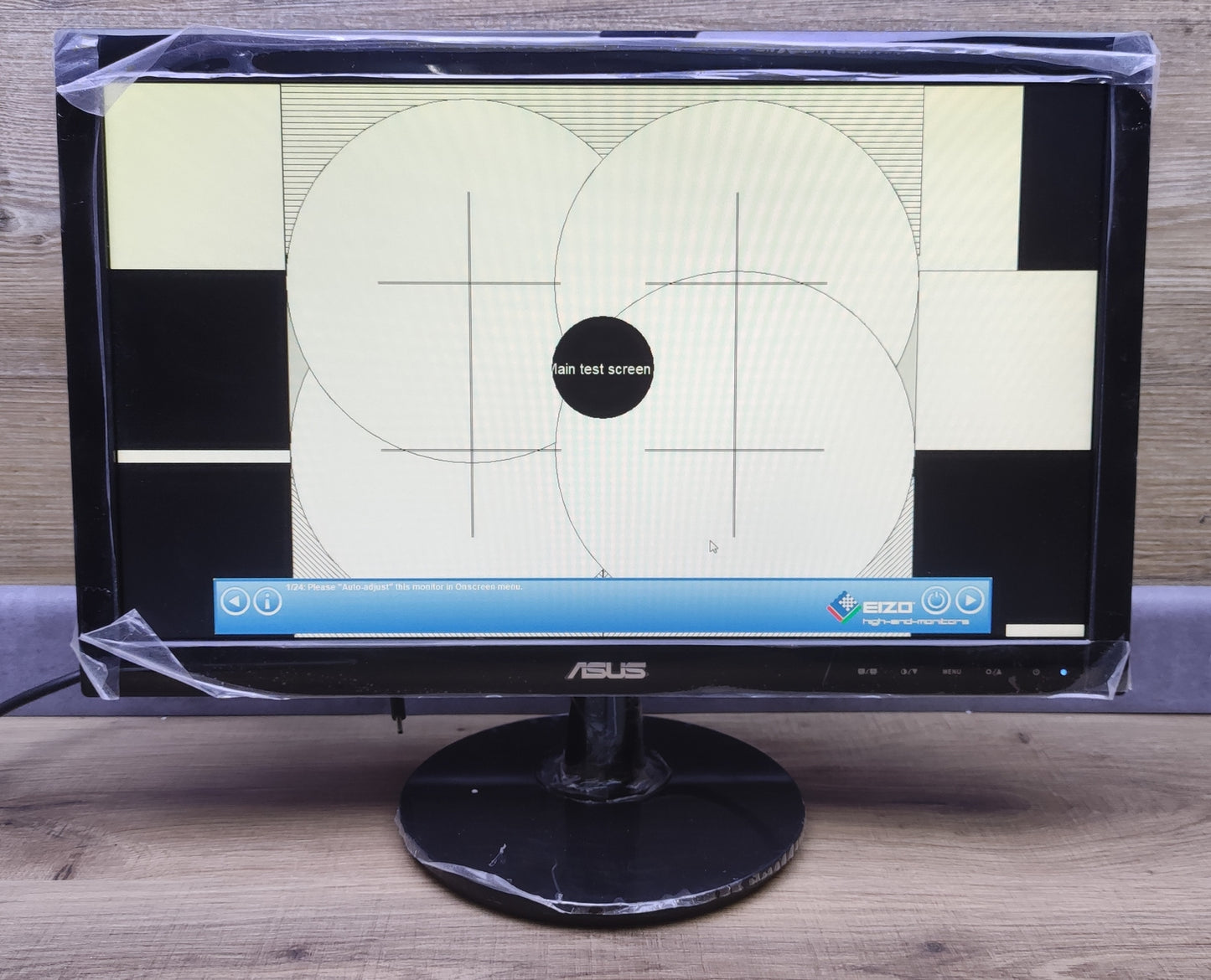 Asus VS197DE monitor 18.5" HD 1366x768 VGA TN panel 5ms black