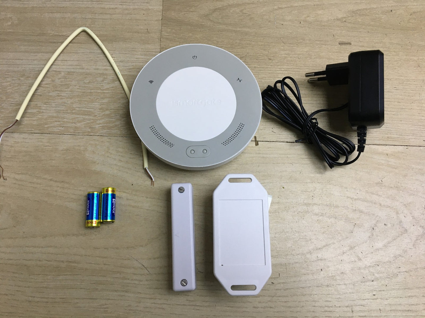 ISMARTGATE iSG-02W WLAN-Gerät zur Torfernsteuerung, I34072