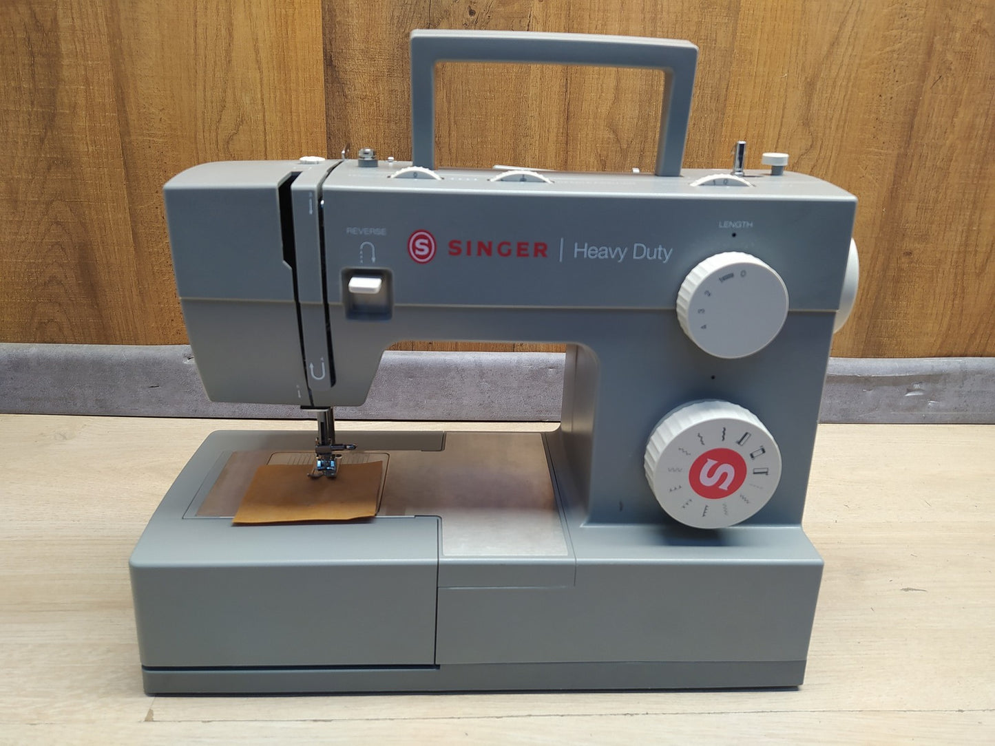 Singer Heavy Duty 4411 Nähmaschine, 11 Stichprogramme, I36683