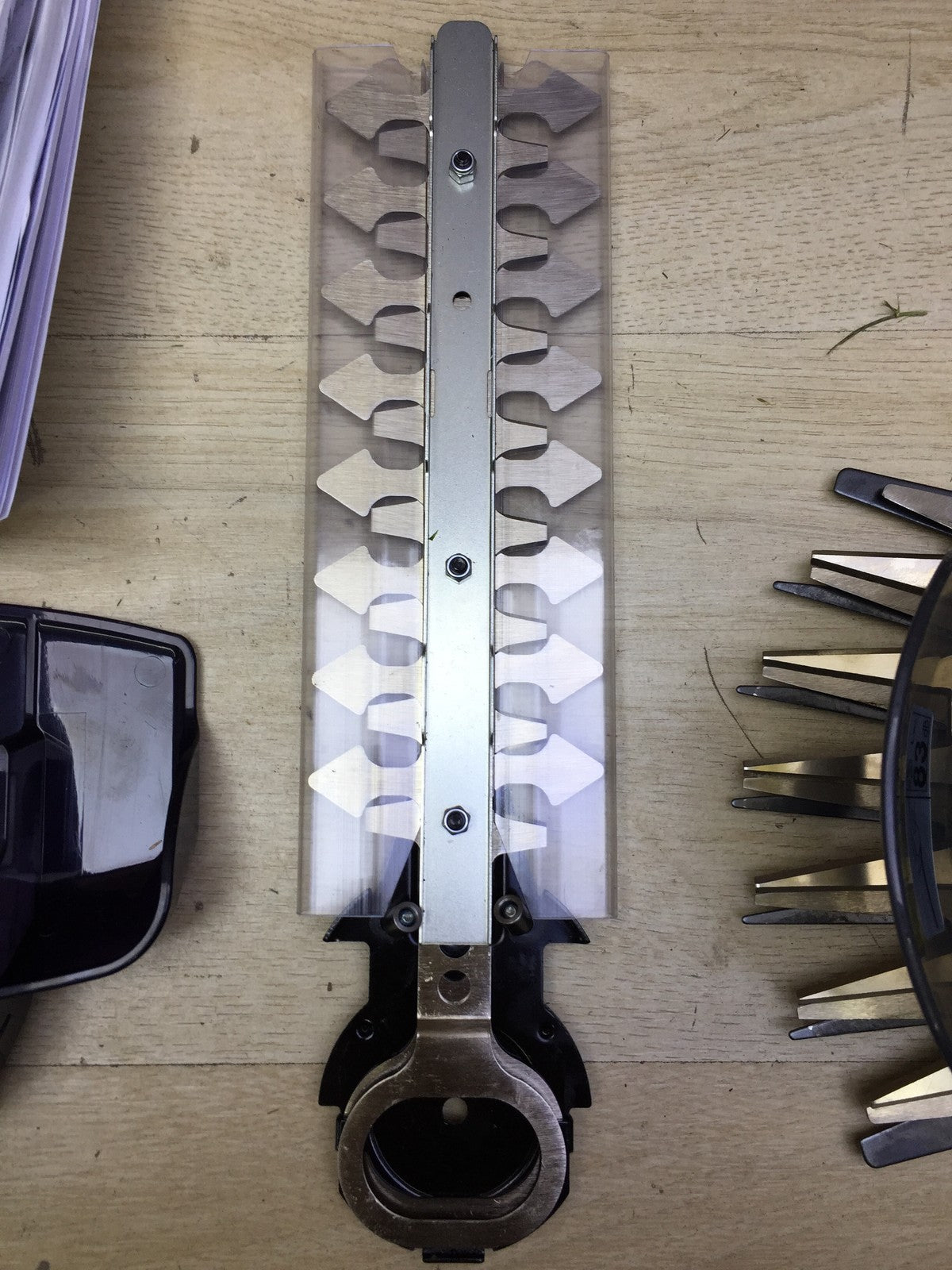 Makita UM600D Akku-Gras-Strauchschere 12V, 2 Akkus, I34221