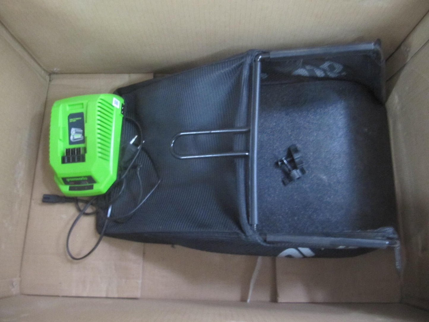 Greenworks 40V Akku-Rasenmäher, 35cm Schnittbreite 2501907, I05376