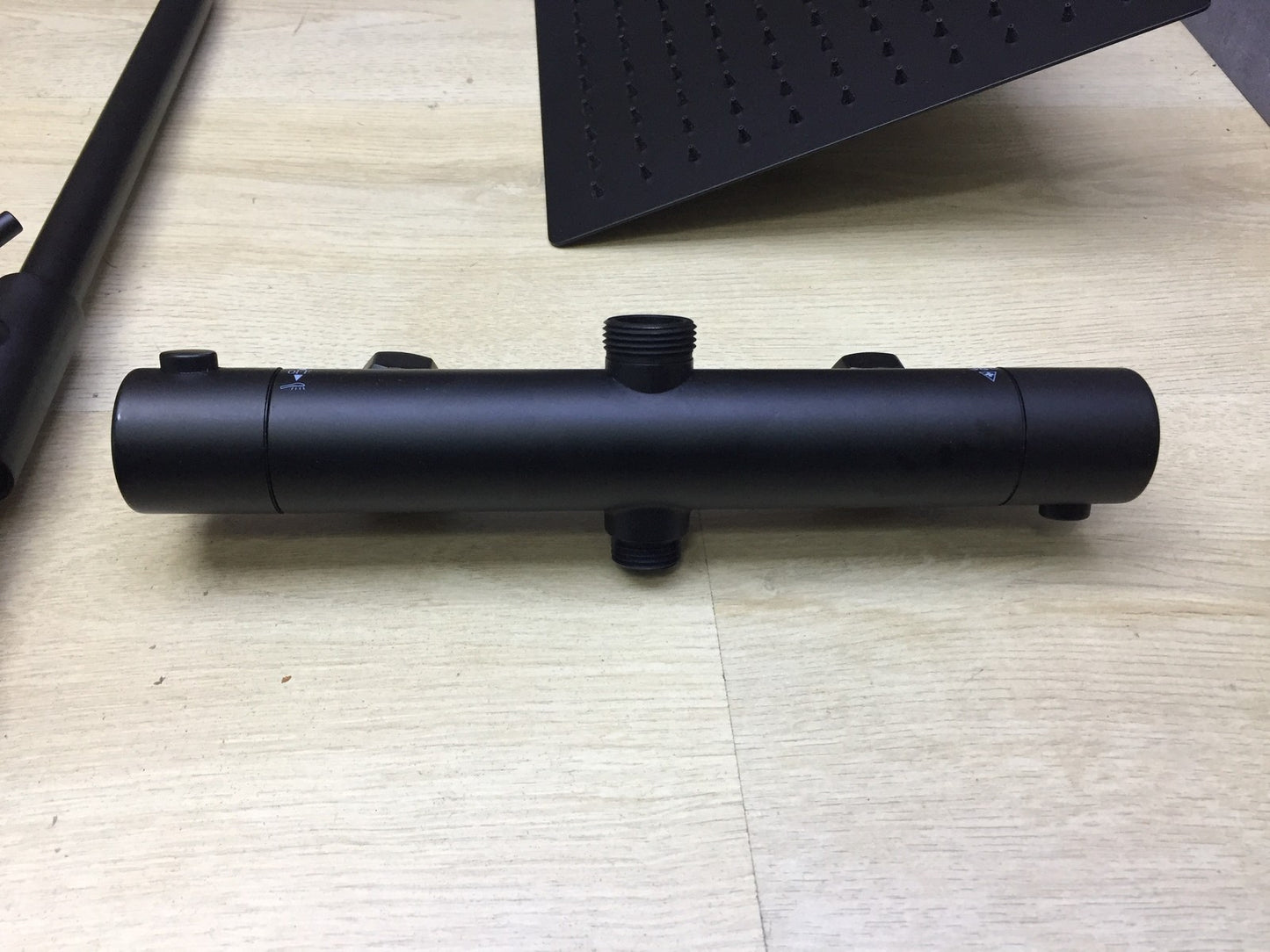 JOHO Duschset mit Thermostat aus Edelstahl matt schwarz, 25x25cm, I33843