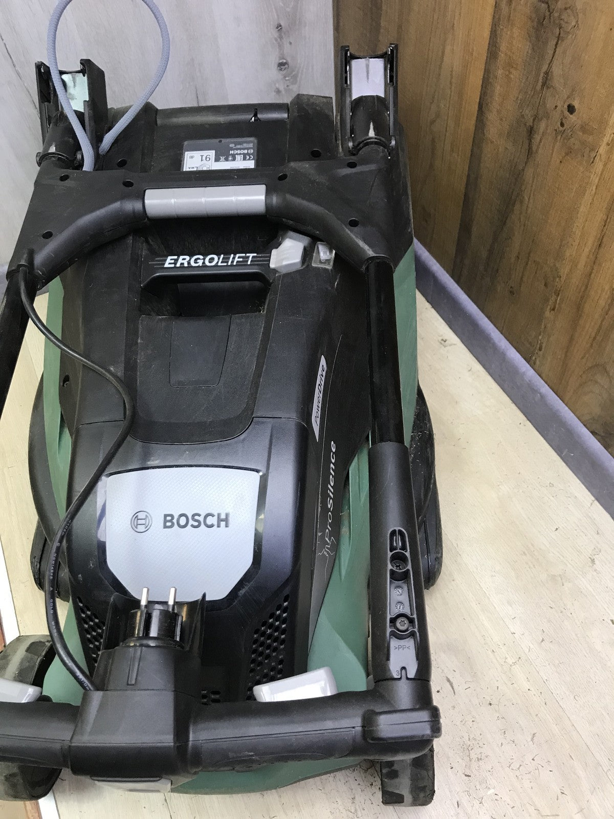 Bosch DIY AdvancedRotak 750 Elektro-Rasenmäher (06008B9305), I33082