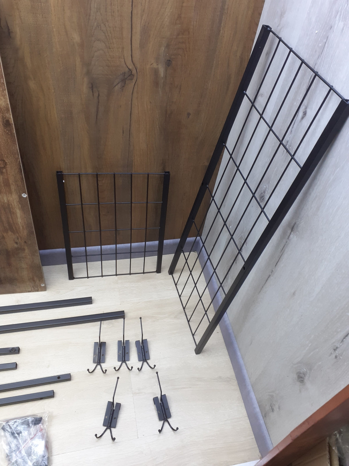 VOUNOT Garderobenständer, Kleiderständer, 3 Ebenen mit 9 Haken, I23712